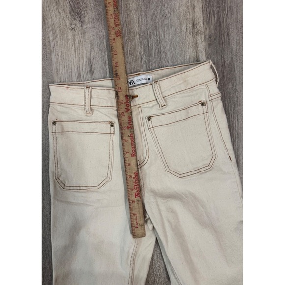 ZARA High Waisted Wide Leg Jeans Cream Tan Contrast Stitch Raw Hem Women US 4 - Picture 9 of 10